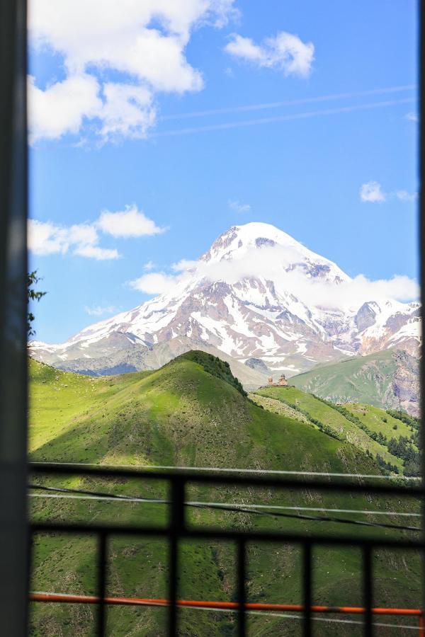Hotel Heaven Hill à Kazbegi Extérieur photo