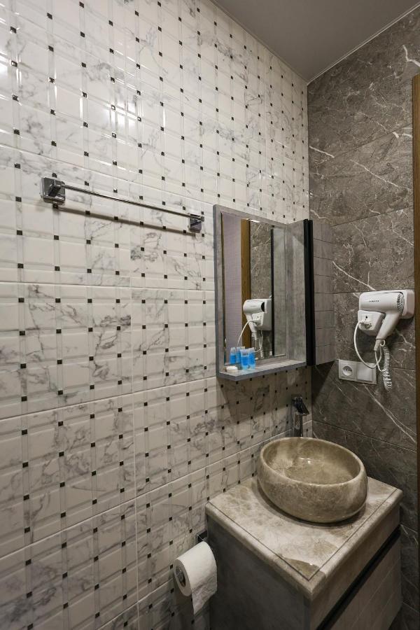 Hotel Heaven Hill à Kazbegi Extérieur photo