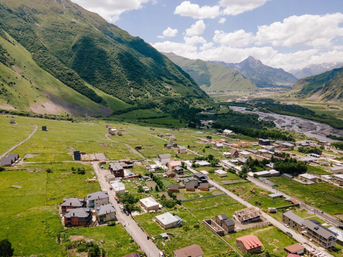 Hotel Heaven Hill à Kazbegi Extérieur photo