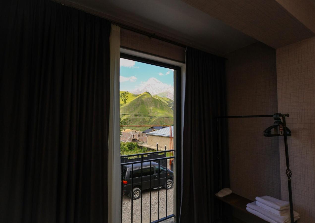 Hotel Heaven Hill à Kazbegi Extérieur photo